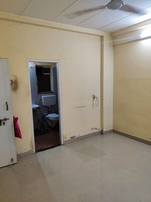 Room in 2 BHK Apartment at Pimpri – for Rent