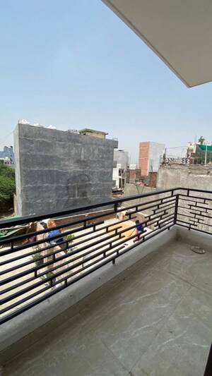 2 BHK Builder Floor For Rent in Saket