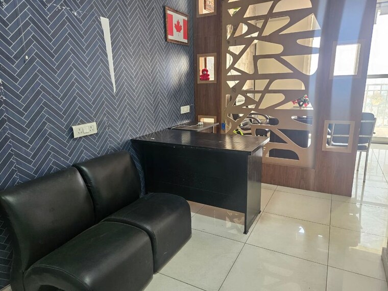 Living Room, motia-citi-royal-business-park Commercial Office Space 495 Sq.Ft. In Ambala Highway Zirakpur 10449293
