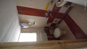 Bathroom in 2 BHK Apartment at Kandivali West – for Rent