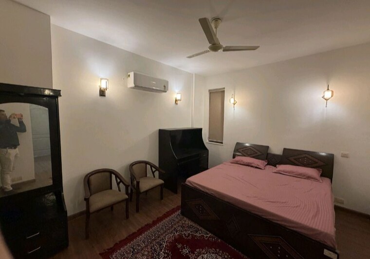 Bedroom, unitech-habitat 4 Bedroom 2100 Sq.Ft. Apartment In Pi Greater Noida Greater Noida 10449310
