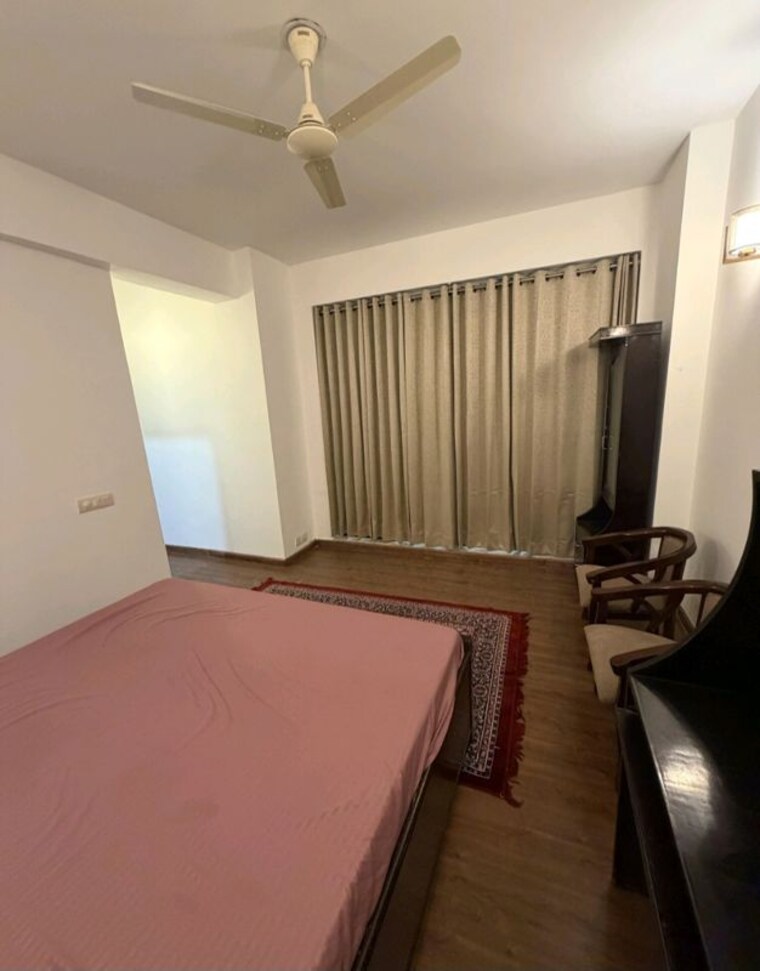 Kitchen, unitech-habitat 4 Bedroom 2100 Sq.Ft. Apartment In Pi Greater Noida Greater Noida 10449310