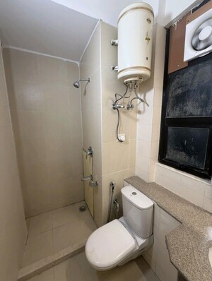 Bathroom in 4 BHK Apartment at Unitech Habitat, Pi Greater Noida – for Rent