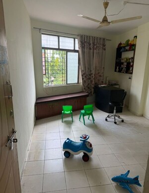 Team Area in 1 BHK Apartment at Pimple Gurav – for Rent