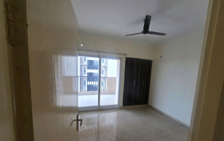 Room, gaur-atulyam-gravity 3 Bedroom 1300 Sq.Ft. Apartment In Omicron I Greater Noida Greater Noida 10449417