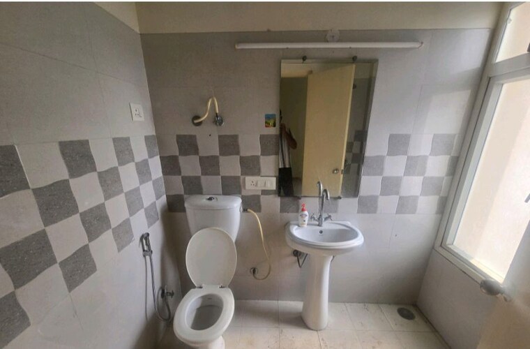 Bathroom, gaur-atulyam-gravity 3 Bedroom 1300 Sq.Ft. Apartment In Omicron I Greater Noida Greater Noida 10449417