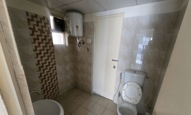 Bathroom, gaur-atulyam-gravity 3 Bedroom 1300 Sq.Ft. Apartment In Omicron I Greater Noida Greater Noida 10449417