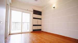 Room in 2.5 BHK Apartment at Galaxy North Avenue ll, Gaur City 2 – for Sale