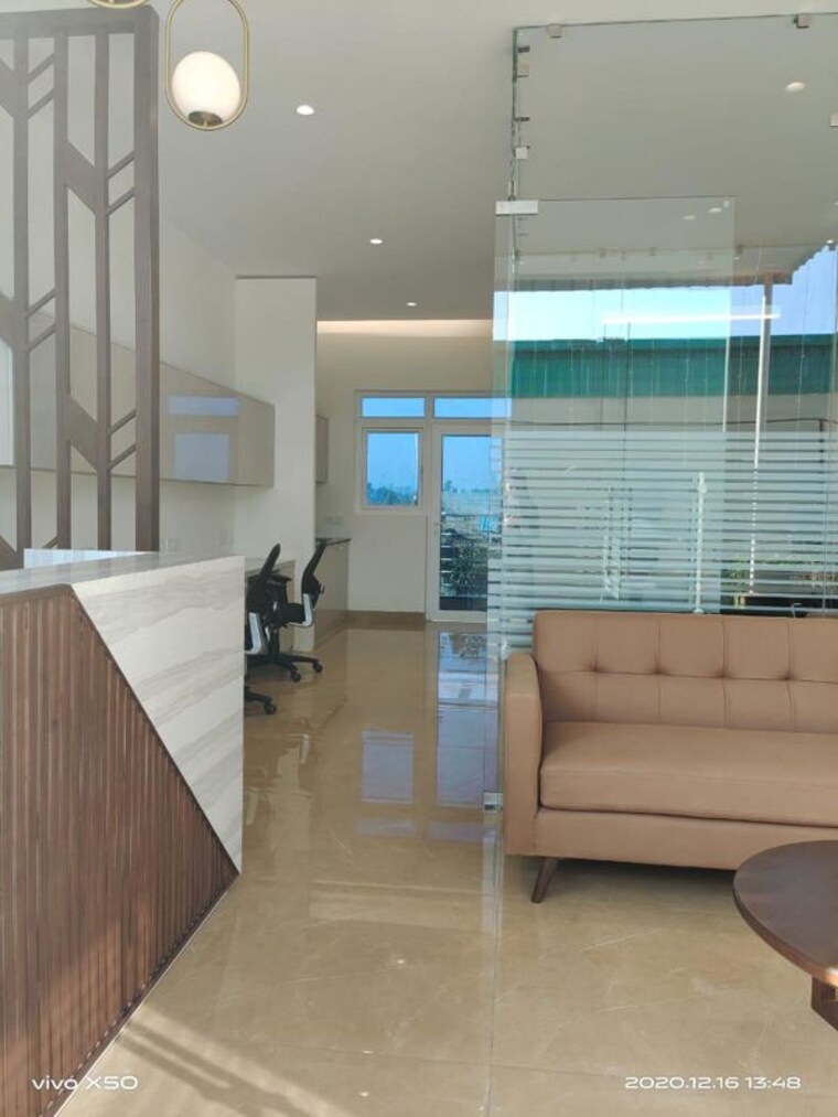 Team Area, uptown-insignia Commercial Office Space 430 Sq.Ft. In International Airport Road Zirakpur 10449447