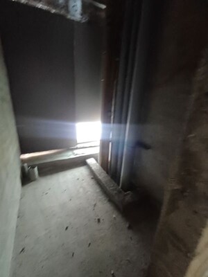 Room in  Office Space at Heer The Capittal Tree, Pokhran Road No Two – for Rent