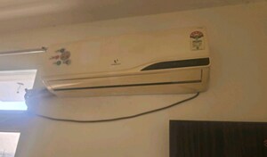 Furnished Amenities in 2 BHK Apartment at Supertech Czar Suites, Omicron I Greater Noida – for Rent