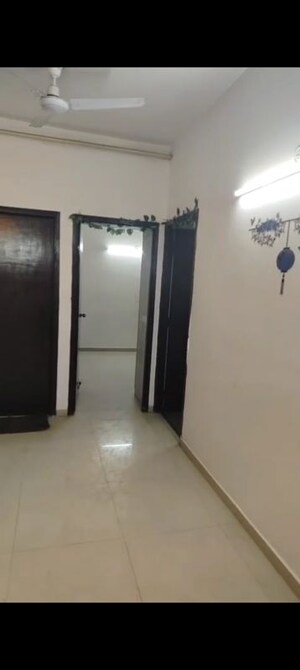 Room in  Apartment at Mahagun My Woods, Sector 16c Greater Noida – for Rent