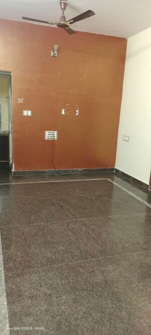 Room in 6+ BHK Independent House at Ramamurthy Nagar – for Sale
