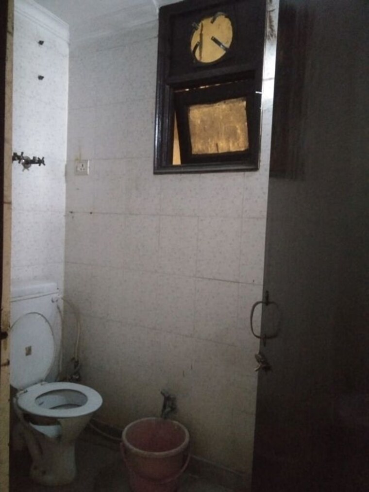 Bathroom, mehrauli 1 Bedroom 500 Sq.Ft. Builder Floor In Mehrauli Delhi 10449465