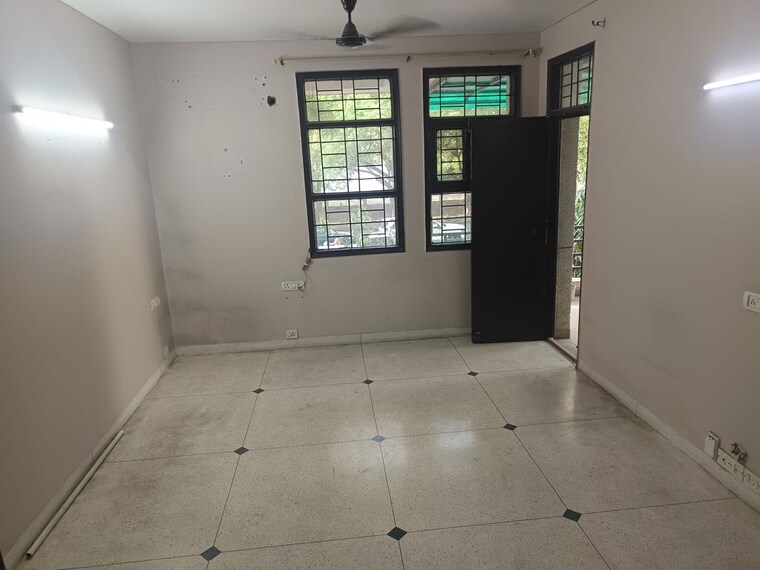 Room, unitech-singleton-floors-south-city 2.5 Bedroom 1100 Sq.Ft. Builder Floor In Sector 50 Gurgaon 10449543