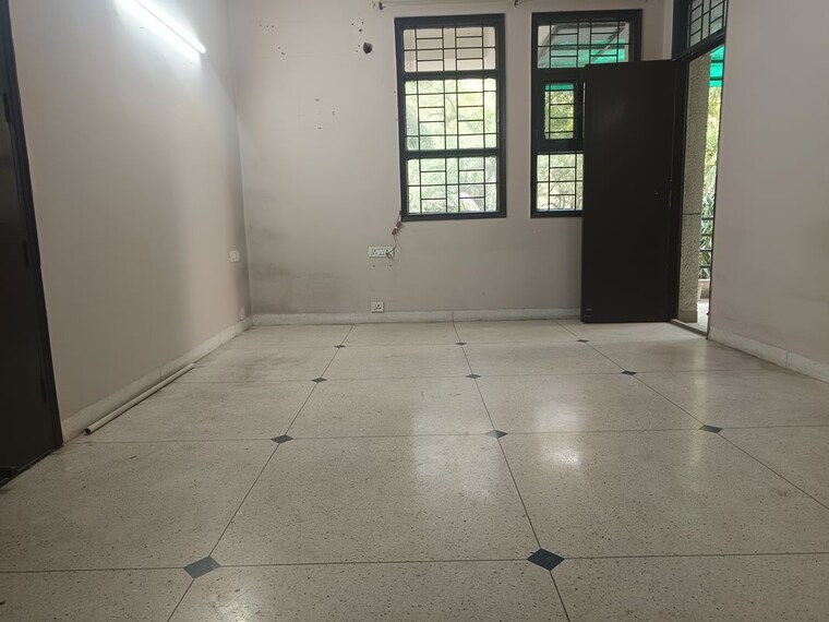 Room, unitech-singleton-floors-south-city 2.5 Bedroom 1100 Sq.Ft. Builder Floor In Sector 50 Gurgaon 10449543