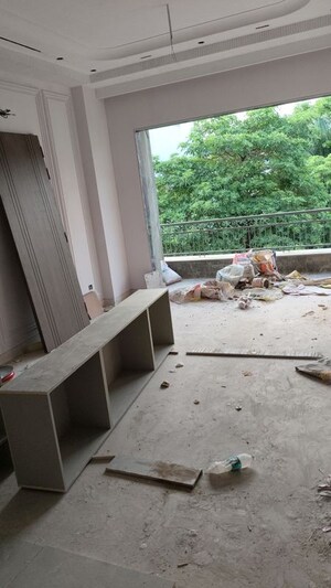 Balcony in 3 BHK Builder Floor at Shivalik Colony – for Sale