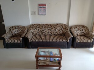 Furnished Amenities in 2 BHK Apartment at Lodha Splendora, Ghodbunder Road – for Rent