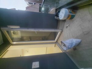 Furnished Amenities in 2 BHK Builder Floor at Janakpuri – for Rent