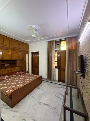 Bedroom in 2 BHK Builder Floor at Kalkaji – for Rent