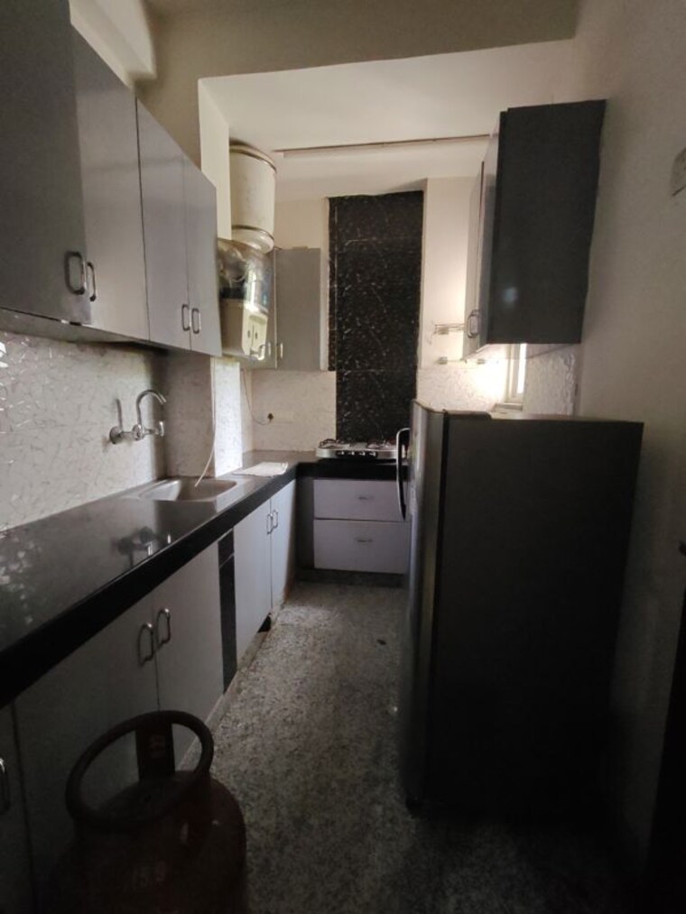 Kitchen, sushant lok i 2 Bedroom 210 Sq.Yd. Builder Floor In Sushant Lok I Gurgaon 10449593