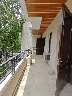 Balcony in 2 BHK Builder Floor at Sushant Lok I – for Rent