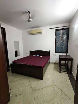 Bedroom in 2 BHK Builder Floor at Sushant Lok I – for Rent