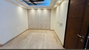 Room in 2 BHK Builder Floor at Kalkaji – for Rent