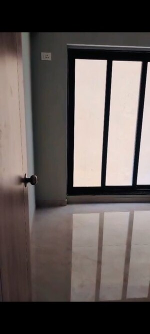 Room in 1.5 BHK Apartment at Ufasa Fortune Star, Byculla – for Sale