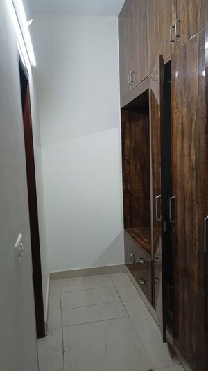Furnished Amenities in 4 BHK Apartment at Sector 24 – for Sale