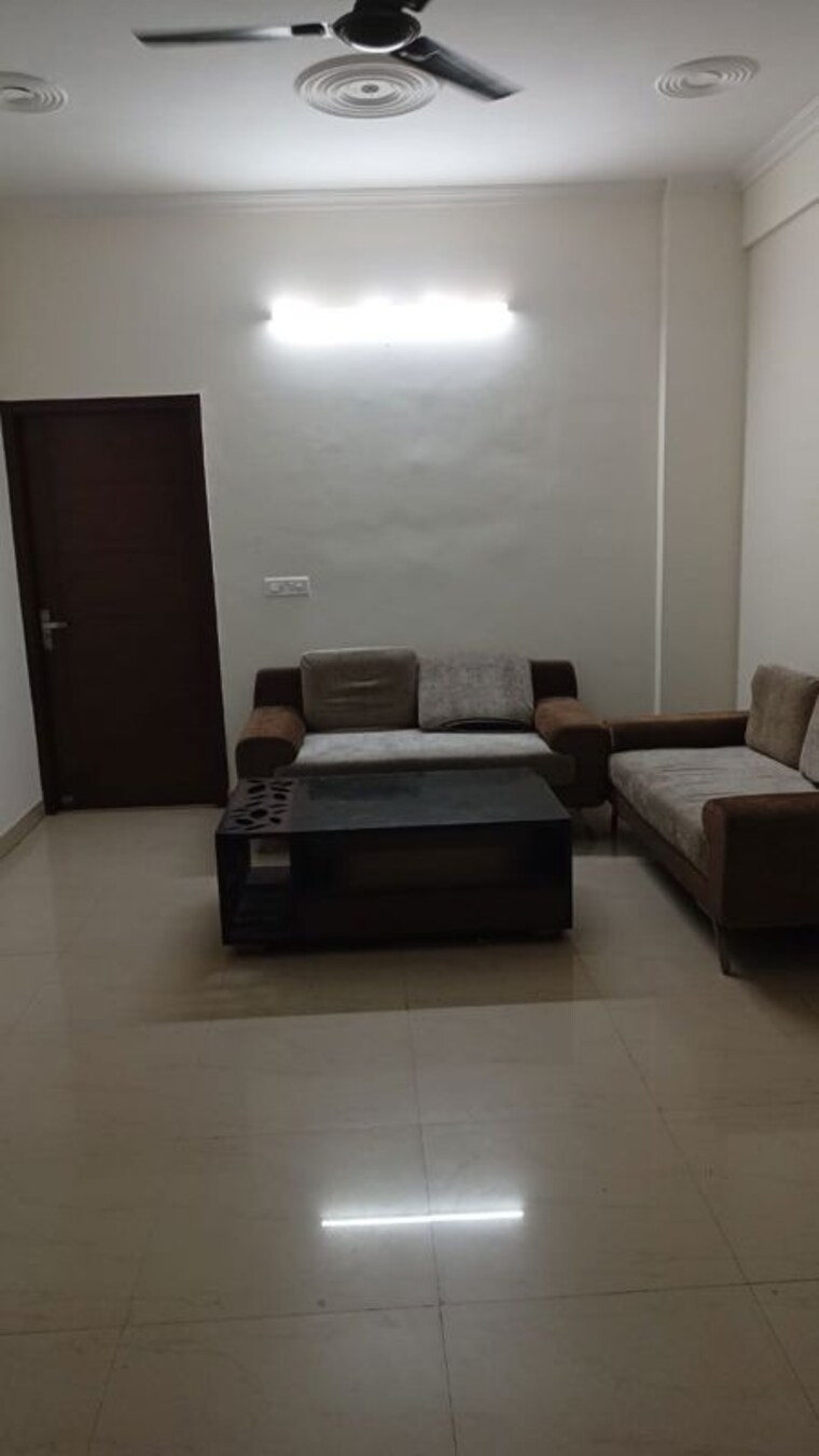 Living Room, sector 24 4 Bedroom 2500 Sq.Ft. Apartment In Sector 24 Panchkula 10449713