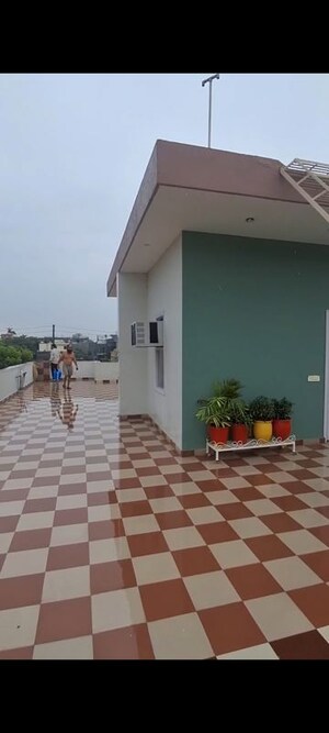 1 BHK Builder Floor For Rent in Guru Amar Das Colony