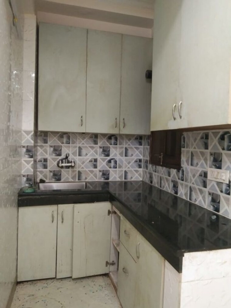 Kitchen, mehrauli 1 Bedroom 500 Sq.Ft. Builder Floor In Mehrauli Delhi 10449843