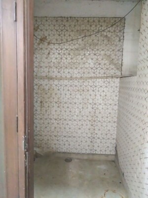 Bathroom in 1 BHK Builder Floor at Mehrauli – for Rent