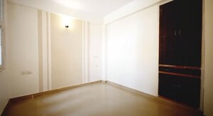 Room in 3 BHK Apartment at High End Paradise II, Raj Nagar Extension – for Sale