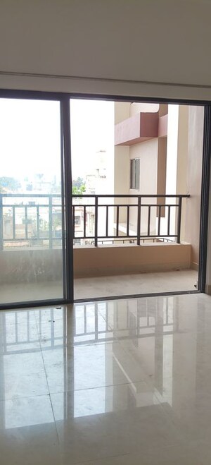 Room in 4 BHK Apartment at Sreepally – for Rent