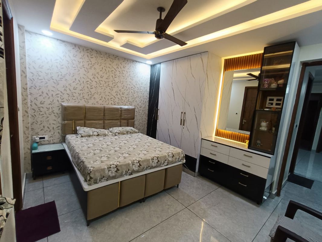 3 BHK 125 Sq.Ft. Builder Floor in RPS Palm Drive