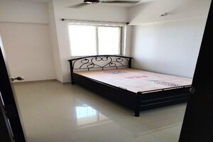 Master Bedroom in 1.5 BHK Apartment at Mantra Insignia, Mundhwa – for Rent