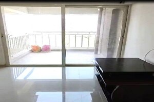 Balcony in 1.5 BHK Apartment at Mantra Insignia, Mundhwa – for Rent