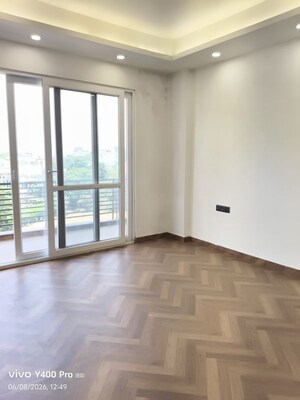 3 BHK Apartment For Sale in Central Park Resorts, Sector 48