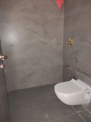 Bathroom in 5 BHK Apartment at Juhu – for Rent