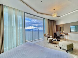 5 BHK Apartment For Rent in Juhu