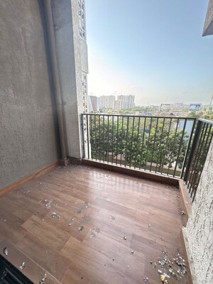 2 BHK Apartment For Rent in Lodha Palava City Lakeshore Greens, Dombivli East