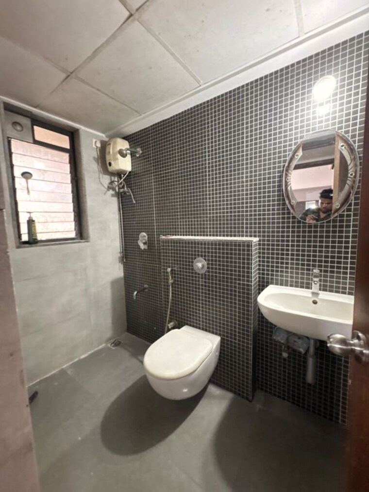 Bathroom, lodha-palava-city-lakeshore-greens 2 Bedroom 716 Sq.Ft. Apartment In Dombivli East Thane 10449962