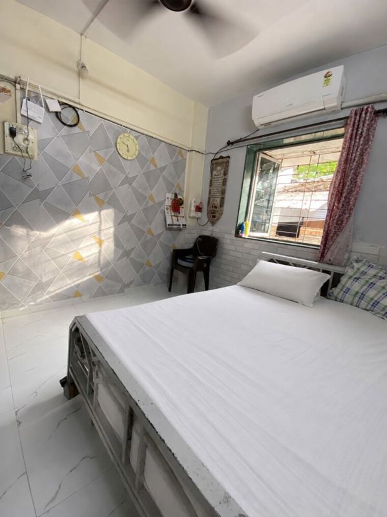 Cover Image, saurabh-chs-andheri-west 1 Bedroom 500 Sq.Ft. Apartment In Andheri West Mumbai 10449995