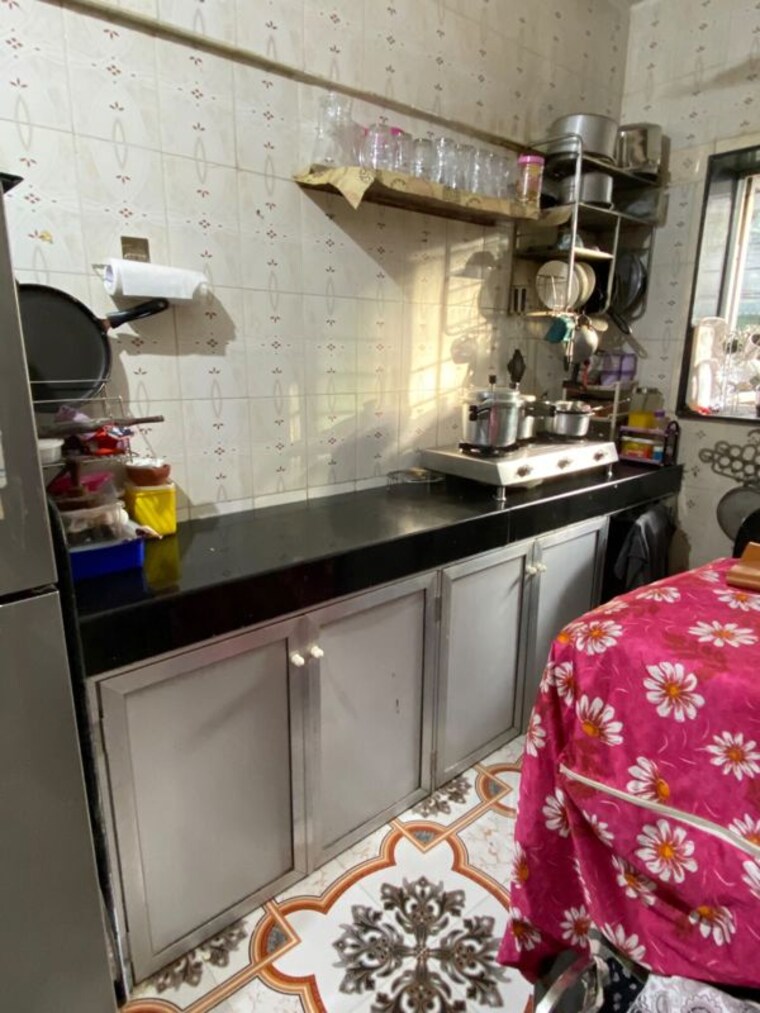 Kitchen, saurabh-chs-andheri-west 1 Bedroom 500 Sq.Ft. Apartment In Andheri West Mumbai 10449995