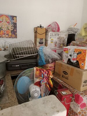 Living Room in 1 RK Builder Floor at Sector 18 – for Rent