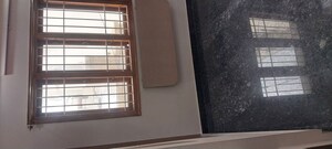 Room in 3 BHK Apartment at Thyagaraja Nagar – for Rent