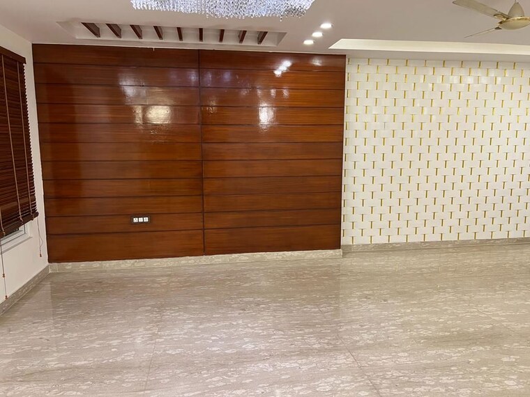 Room, south city 2 4 Bedroom 3500 Sq.Ft. Builder Floor In South City 2 Gurgaon 10450033