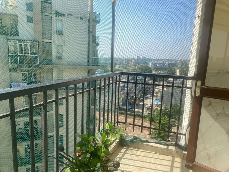 Balcony, sushma-elite-cross 4 Bedroom 3600 Sq.Ft. Apartment In Dhakoli Zirakpur 10450045